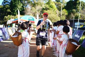 BIB: 2499
                            <button type="button" onclick="openModal(19045605)" class="btn btn-primary btn-sm float-right btn-popup" data-toggle="modal" data-target=".modal-high-quality">
                        <i class="fas fa-shopping-cart"></i> Add to Cart
                    </button>
                                            <button type="button" onclick="isThisMe(19045605, true)" class="btn btn-success btn-sm float-right btn-popup btn-isme hidden" data-toggle="tooltip" data-placement="bottom" title="นี่คือรูปของคุณใช่ไหม คลิกที่นี่เพื่อเอาเข้าอัลบั้ม">
                        <i class="fas fa-plus"></i> Add to album
                    </button>
                    <button type="button" onclick="isThisMe(19045605, false)" class="btn btn-warning btn-sm float-right btn-popup btn-isnotme hidden">
                        <i class="fas fa-ban"></i> Remove from album
                    </button>